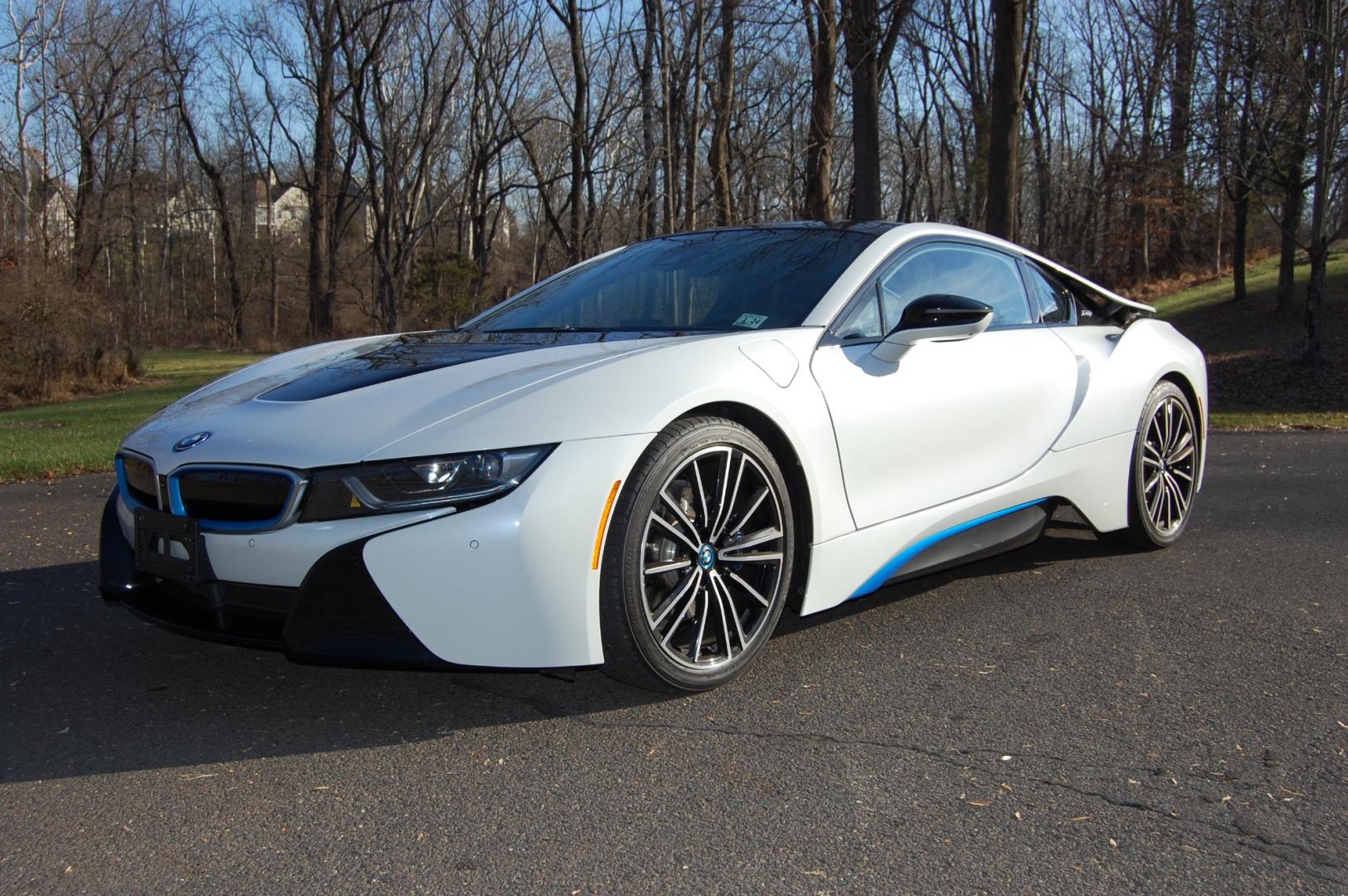 2019 White /Brown Leather BMW i8 (WBY2Z4C50KV) with an 3 cylinder Turbo/ Electric drive engine, Automatic transmission, located at 6528 Lower York Road, New Hope, PA, 18938, (215) 862-9555, 40.358707, -74.977882 - Here we have a beautiful looking and driving 2019 BMW i8 with 7,497 miles. This BMW has a 3 cylinder turbo gas engine with electric motors putting power to all four wheels via an automatic transmission. The interior offers brown leather, keyless entry, cruise control, tilt steering wheel, power wind - Photo#0